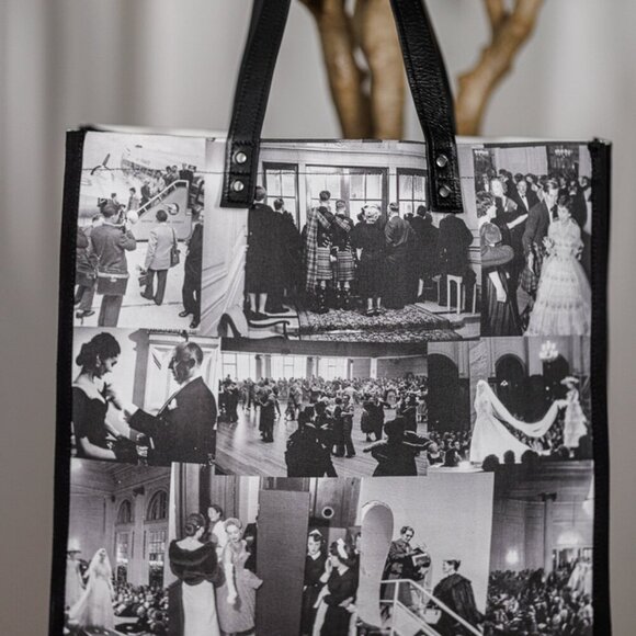Christian Dior  Canvas Print Cruise 2025 Scotland Tote Black White - Picture 10 of 10